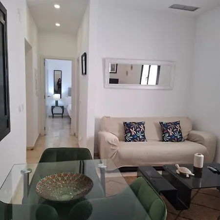 Tourist House San Eloy Apartment *